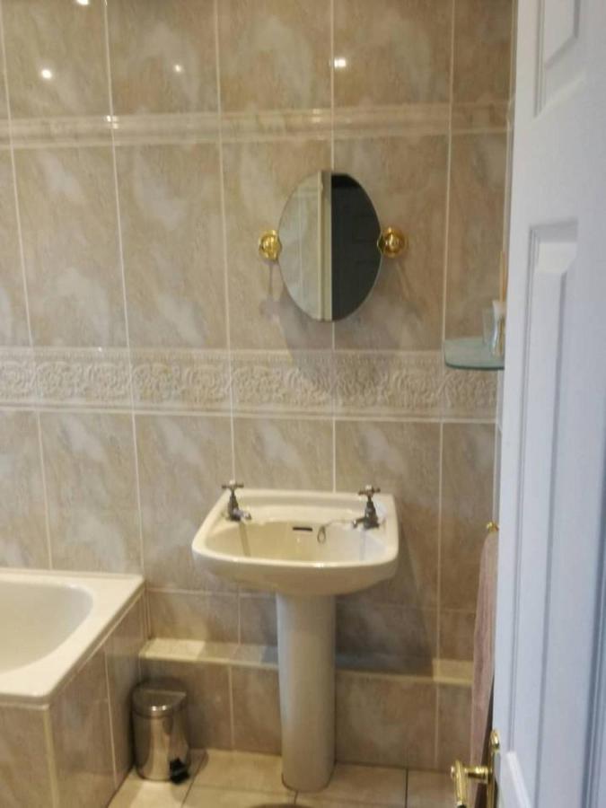 Spacious Luxury 2 Double Bedroom Flat In Holiday home